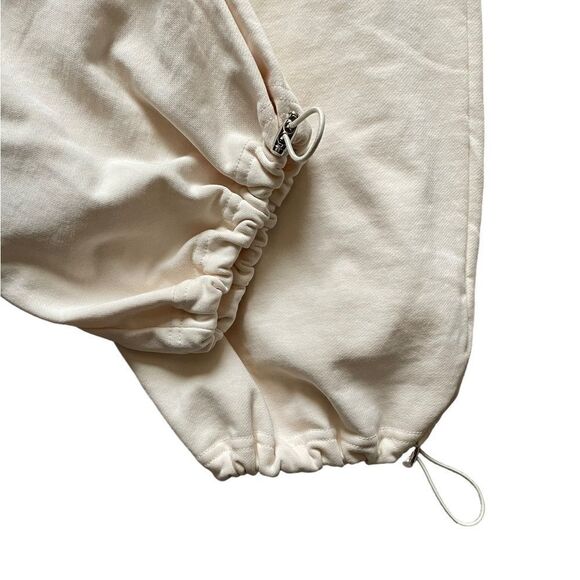 NWOT OLIVACEOUS Cargo Joggers Ivory Size Small - Picture 6 of 7
